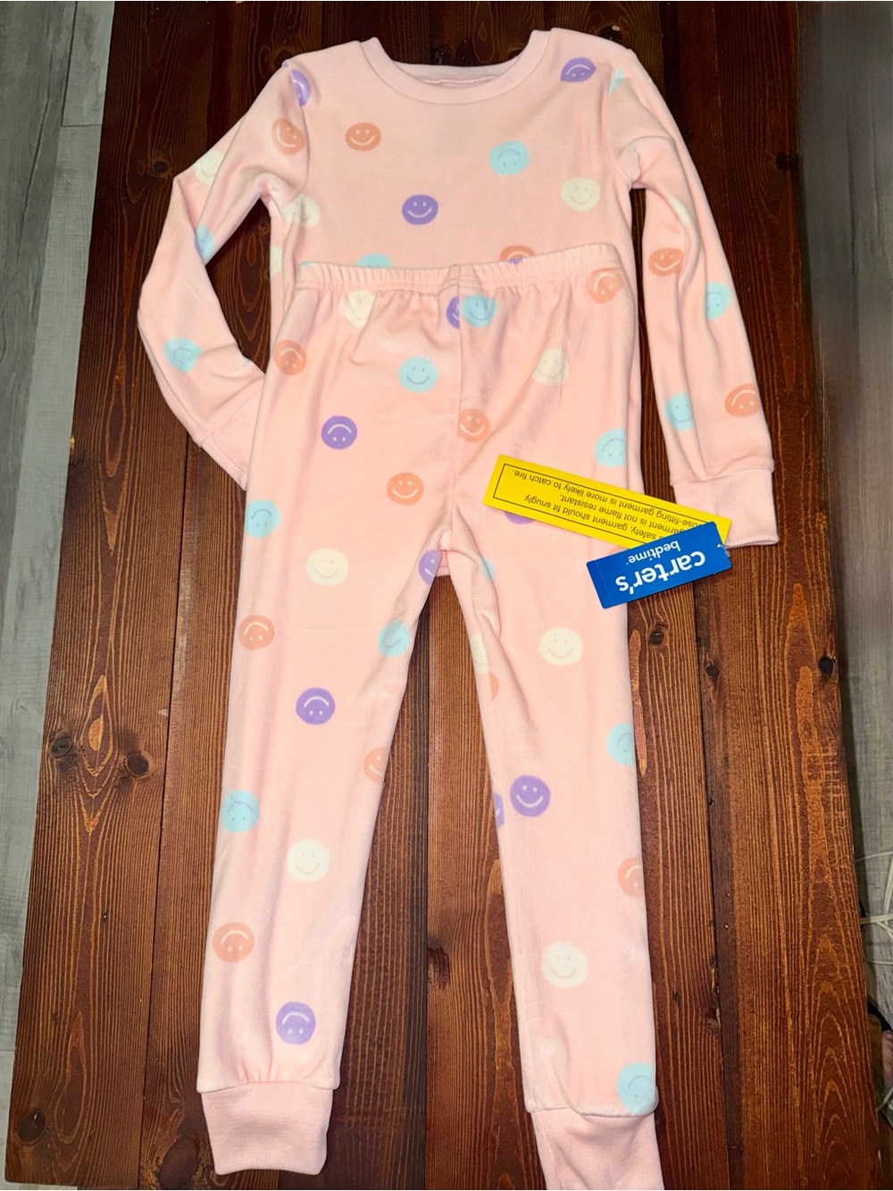 NWT- Carter’s Girls Pink Smiley Face DreamPlush 2 Piece Pajama Set up| Size: 4T